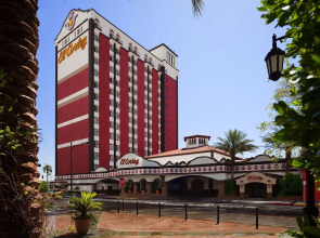 El Cortez Hotel and Casino - 21 and Over