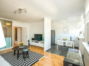 Hendrix Bridge Apartment