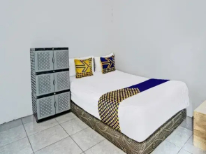 OYO 92086 Fun Guesthouse Syariah