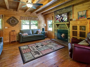 Mountain Creek #3584 by Aunt Bug's Cabin Rentals