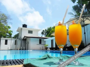 The Mangrovecave Hotel