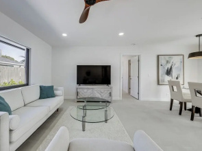 1 Mi to Ocean! Family Home Near Dtwn Delray Beach
