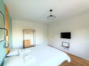 Studio lumineux bien placé en ville de Sion