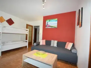 LOW BUDGET Apartment Areit Lozano by Apartments Ged