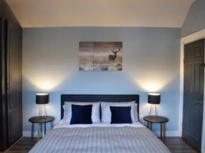 Blue Gardenia Inn