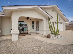 Views & Fenced Yard: Lake Havasu City Home!