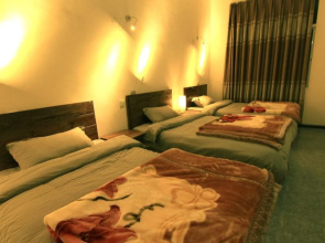 Wind's Whisper Inn Yuanyang