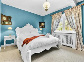 Charming Reigate Cottage Retreat