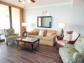 714 Holiday Isle 714 - Shangri La 3 Bedroom Condo