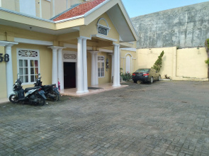 Hotel Pekalongan Syariah Mitra RedDoorz