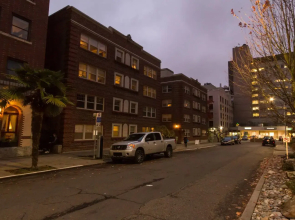 Cozy 1BR 1Bath | Fast Wifi! Great Location!