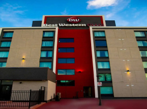 Best Western Plus Toronto North York Hotel & Suites