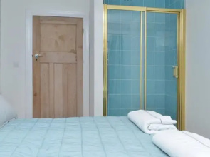 Allways - Spacious Bungalow Near Beaches