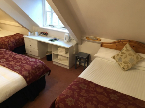 Diamonds Inn Ltd