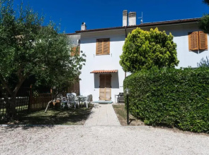 N39 - Numana, Villa Con Giardino a Due Passi Dal Mare