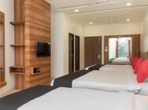 Hotel Grand Palace by OYO Rooms