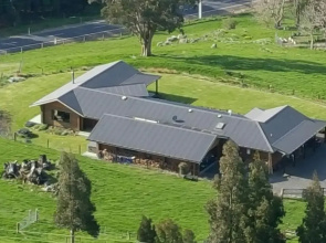 Saddle Hill Lodge
