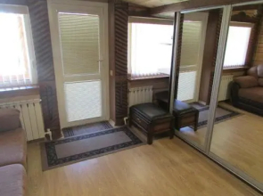 Alyonushkin Teremok Guest House