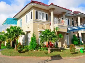 Villa Sakura Batu