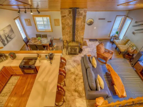 Pet Friendly Tranquility Near The Lake