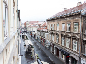 Tesla Boutique Apartments & Rooms