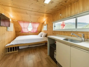 Pocheon Bear Hill Pension