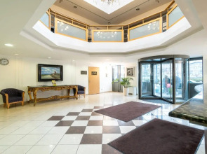 Отель East City