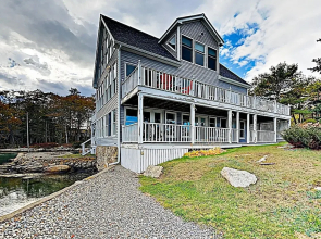 New Listing! Bayfront Getaway W/ Stunning Views 4 Bedroom Home