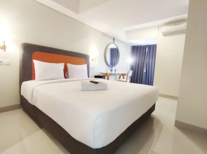 Elegant And Homey Studio At Marquis De Lafayette Apartment