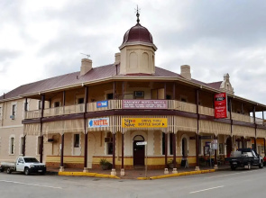 Railway Hotel/Motel Peterborough