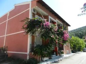 Konstantinos Apartments