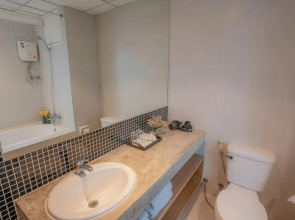 Anya Nana @ Sukhumvit