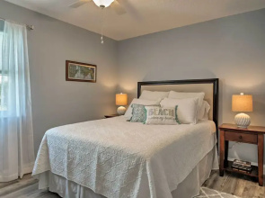 Downtown Cocoa Beach Retreat - Walk to the Beach!