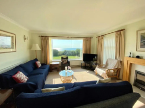 Sea View 5 Bed House Next To Water Sports & Golf
