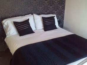Mowbray Apartments