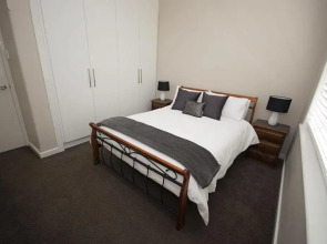Central Wagga House