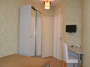 Невский просп., 105