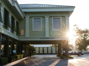 Town & Country Inn and Suites