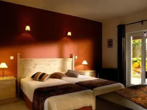 Casa Bela Moura Charming Hotel