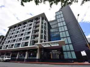 Pelicanstay at Auckland Viaduct Harbour