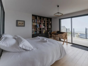 Apartment in Porspoder Near Plage du Bourg