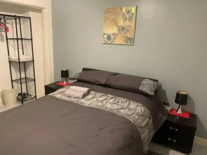 Lovely 2-bed Apartment in Wallasey, Sleeps 4