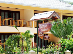 Pirogue Lodge