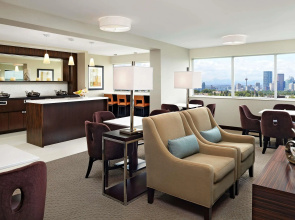 Sheraton Cavalier Calgary Hotel