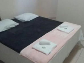 Hotel e Pousada Arara Azul