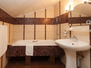 Отель Золотой Берег