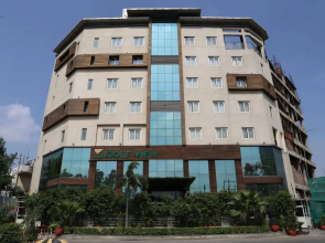 Golf View Hotel