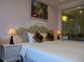 Tuyet Son Hotel