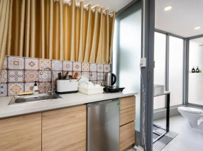 Ekomo Home 102 - Central Saigon