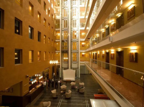 Avalon Hotel & Conferences